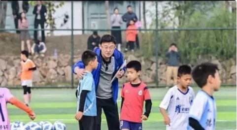 海选未来从未培养出国脚？孙继海回应：网友不懂球，我在种下种子的简单介绍