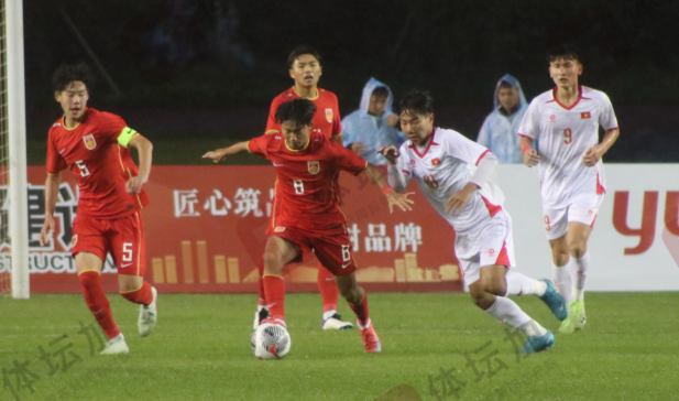 包含梁仕宇替补破门帅惟浩错失空门中国U16队1-1日本队的词条